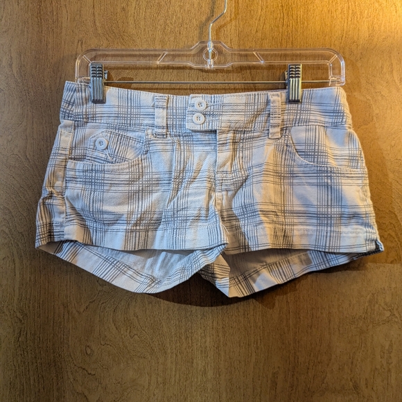 YMI Pants - YMI Plaid Junior Shorts
